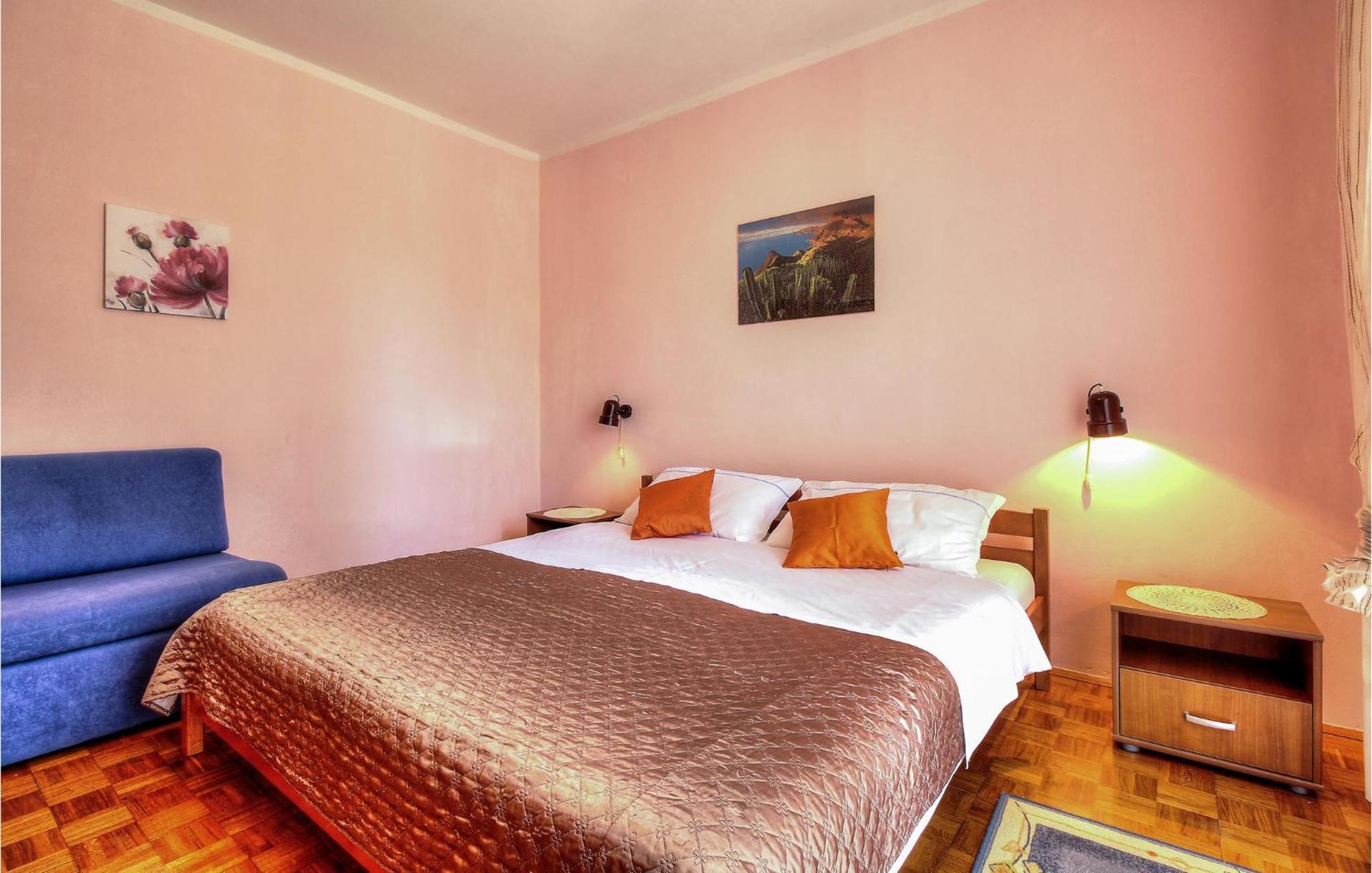 Amazing Apartment In Porec With Wifi 外观 照片