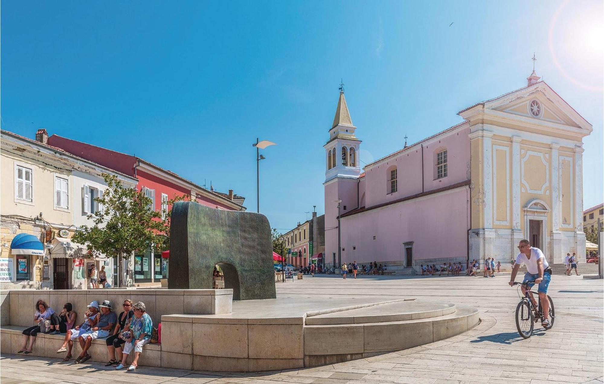 Amazing Apartment In Porec With Wifi 外观 照片