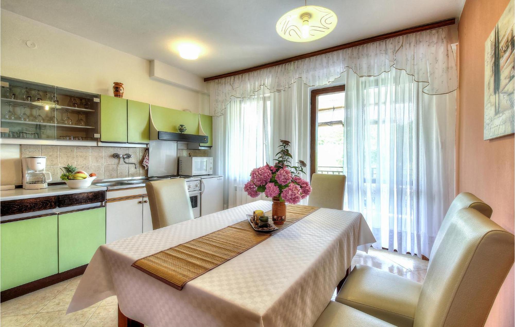 Amazing Apartment In Porec With Wifi 外观 照片