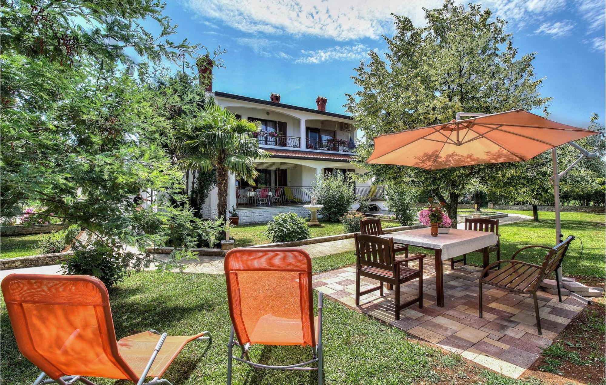 Amazing Apartment In Porec With Wifi 外观 照片